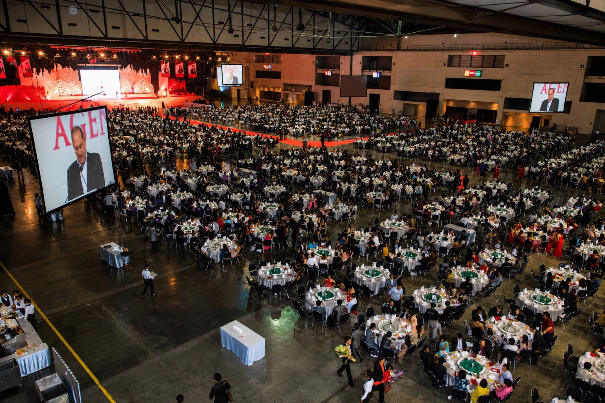 AIA national agent convention with thousands of attendees in convention hall